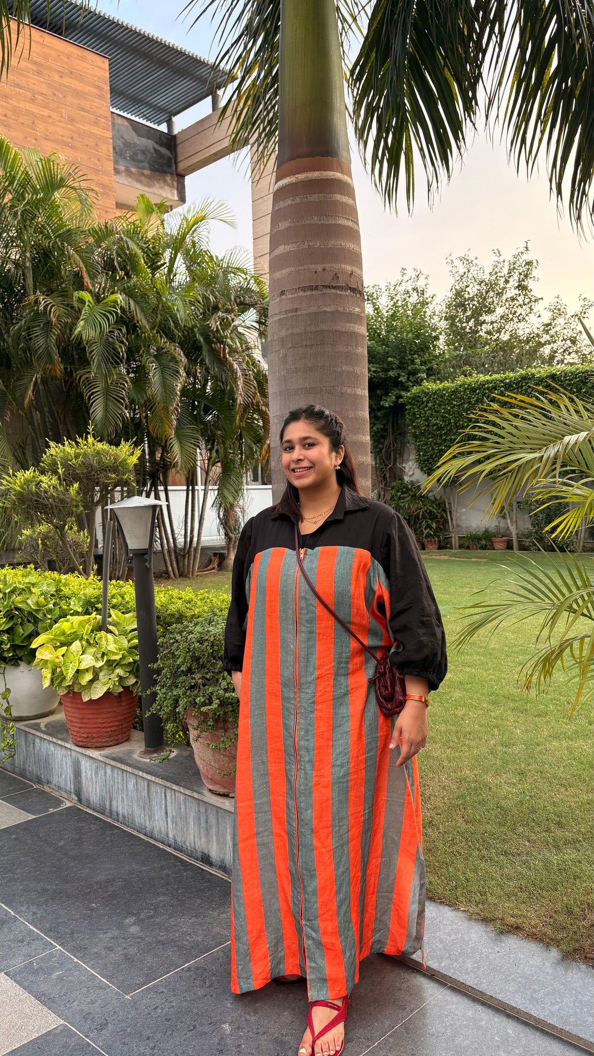 FLOW DRESS